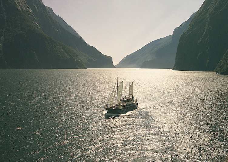 Milford Mariner, Milford Sound