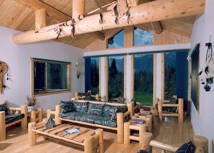 Guest lounge, Cross River Cabins, Kootenay National Park