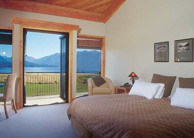 Lodge room, Fiordland Lodge, Te Anau