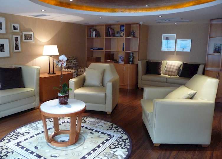 Jade/Mandarin, Sanctuary Cruises, Yangtze Explorer, Chongqing