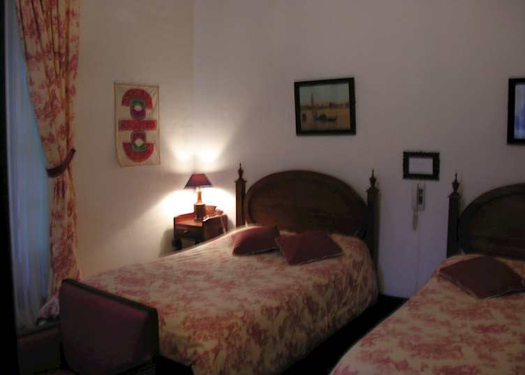 Standard room, Hacienda Pinsaquí
