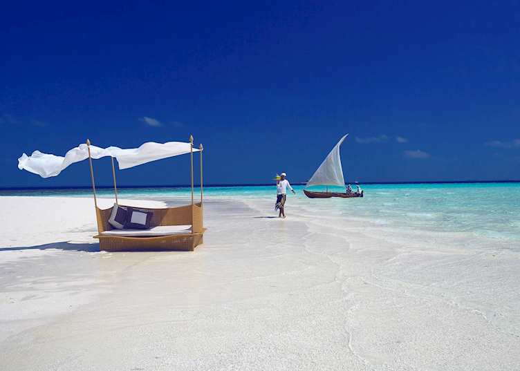 Baros Maldives, Maldive Island