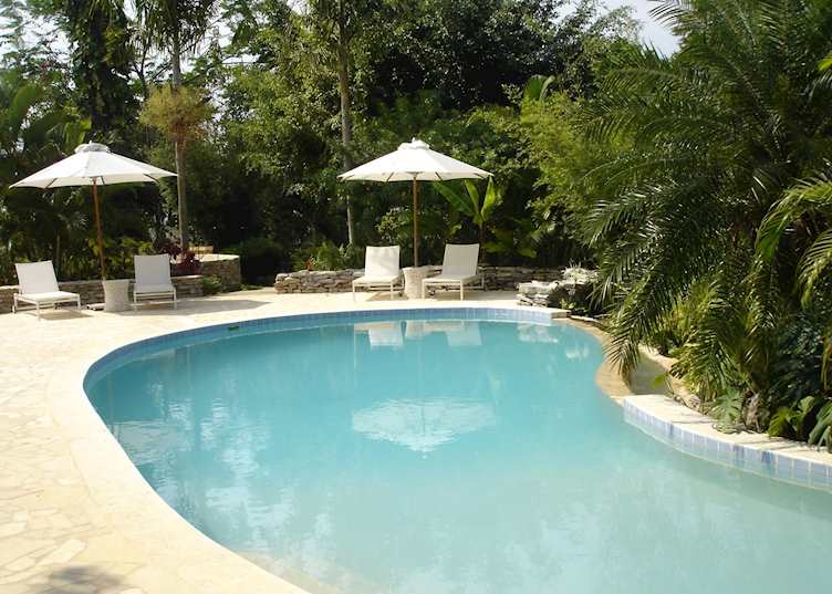 Swimming pool, Copal Tree Lodge (formerly Belcampo)