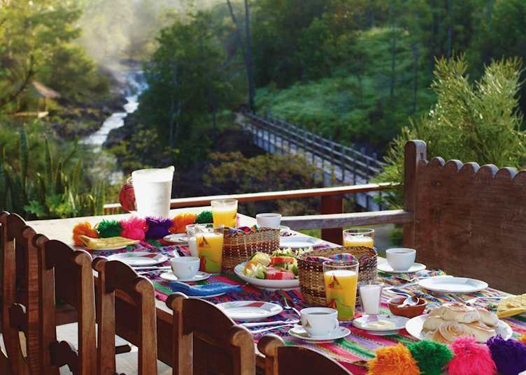 Breakfast at Blancaneaux Lodge