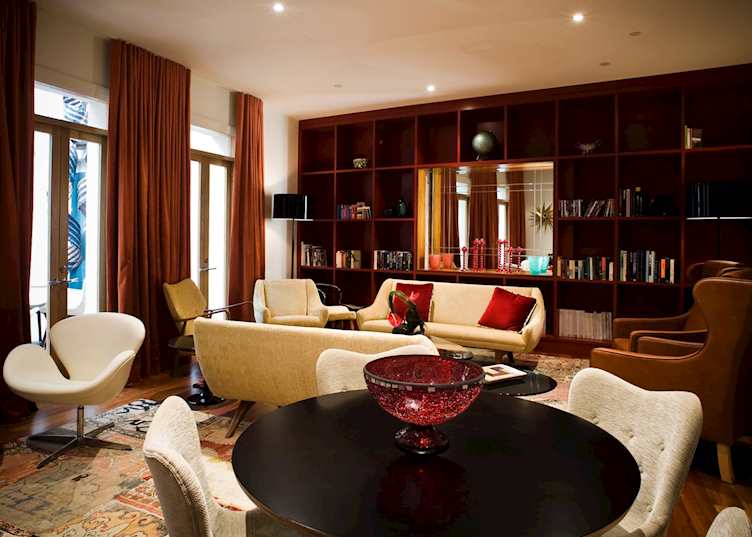 Drawing Room, Hotel DeBrett, Auckland