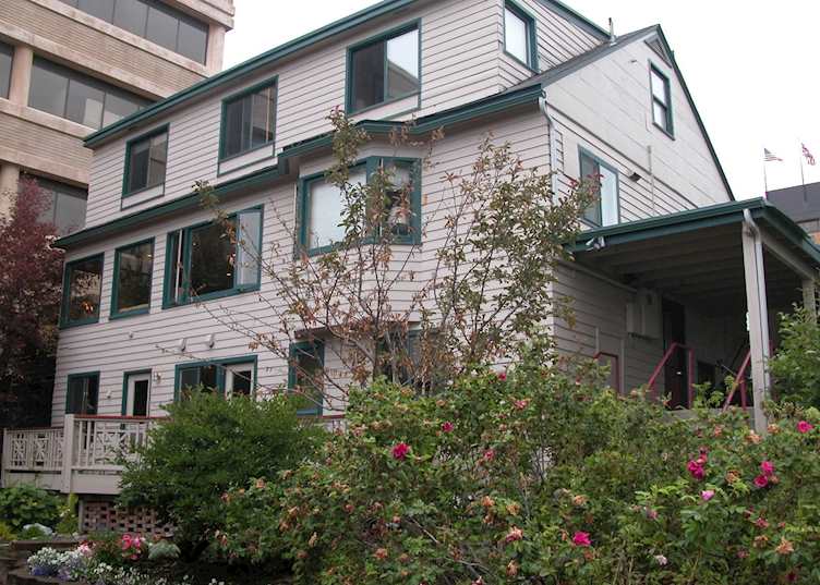Copper Whale Inn, Anchorage