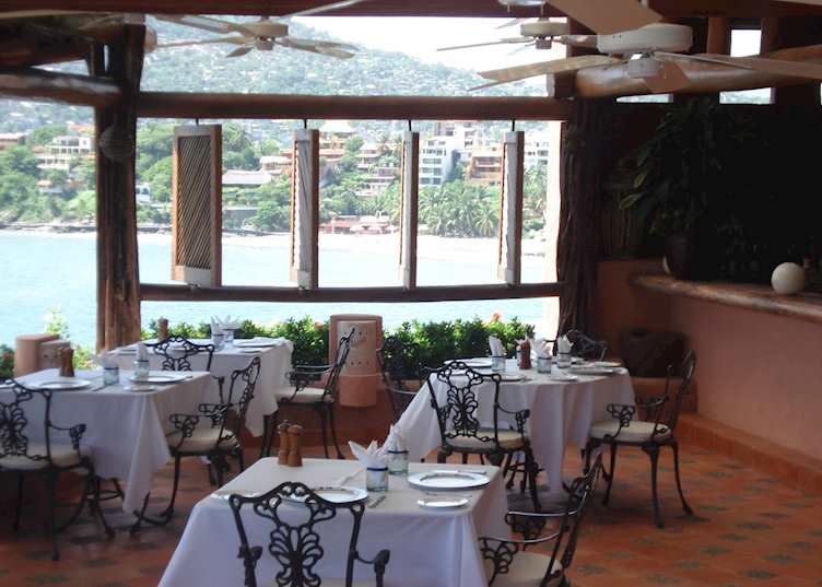 La Casa que Canta, Zihuatanejo