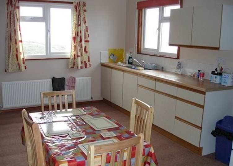 Rookery Lodge (self-catering), Saunders Island