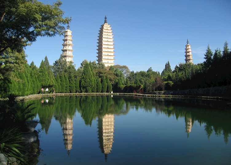 The Three Pagodas, Dali