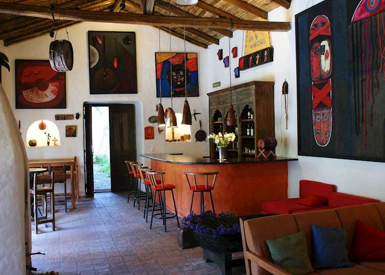 Bar, Hosteria Pantavi