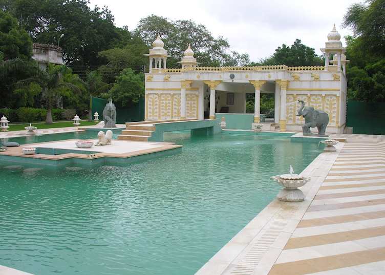 Pool, Udai Bilas Palace, Dungarpur