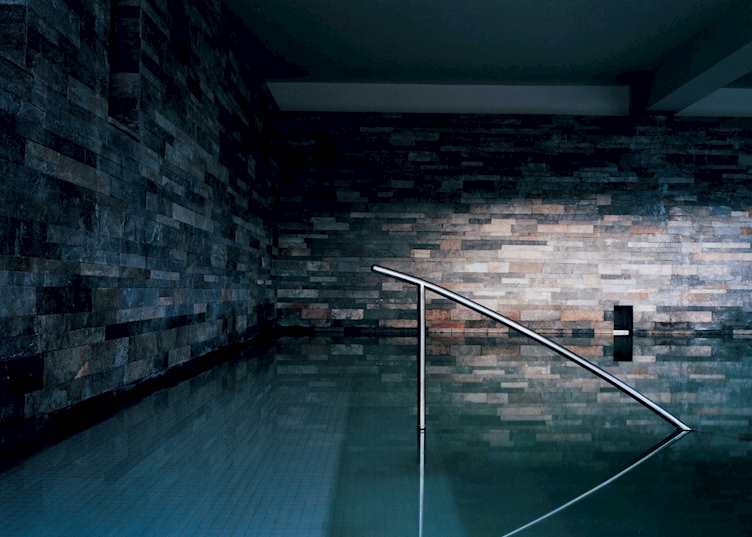 Pool, Uma Paro