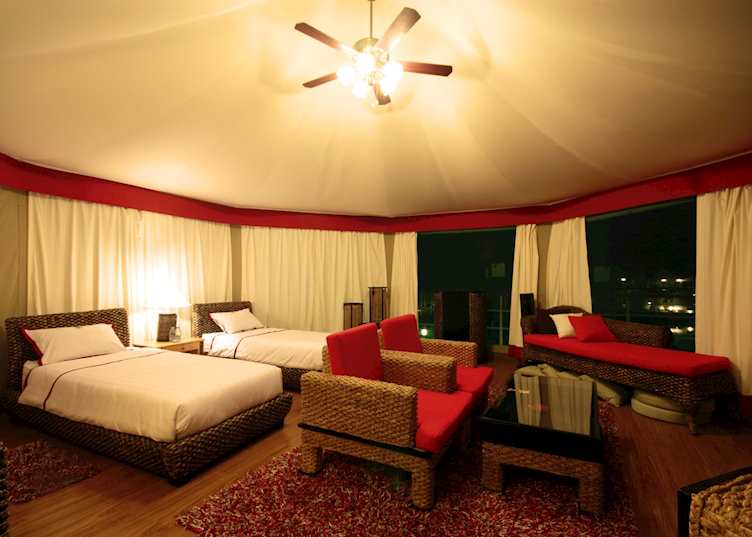 Floating tent, Canvas & Orchids, Koh Kong