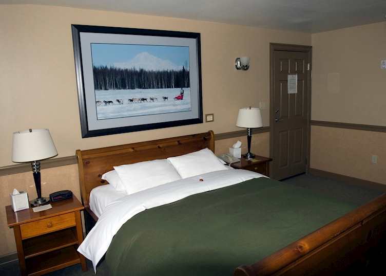 Copper Whale Inn, Anchorage