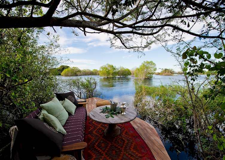 Sundowner deck at Sindabezi