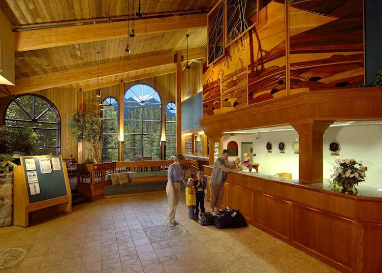 Lake Louise Inn, Lake Louise