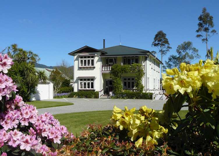 Holly Homestead, Franz Josef Glacier