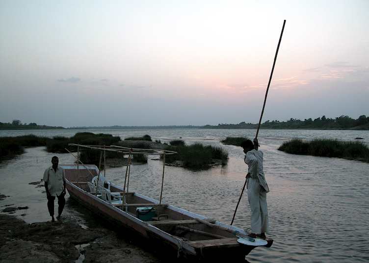 Boat ride on Narmada, Maheshwar