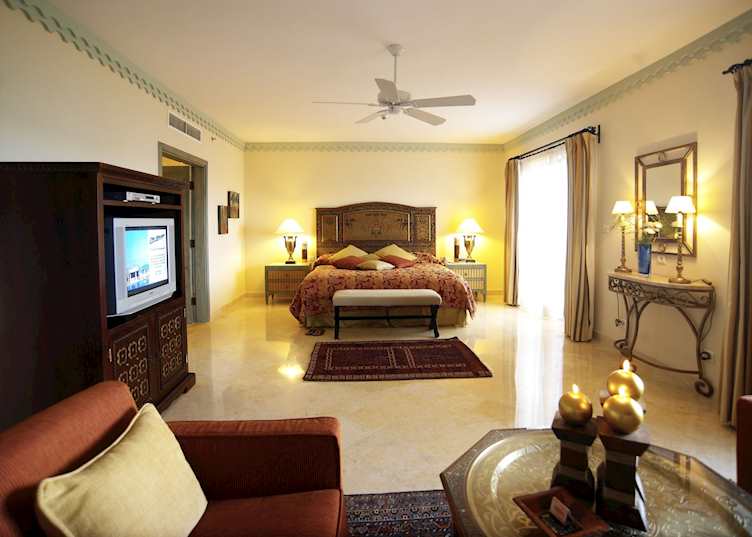 The Royal Suite bedroom, The Mövenpick Resort & Spa, The Dead Sea