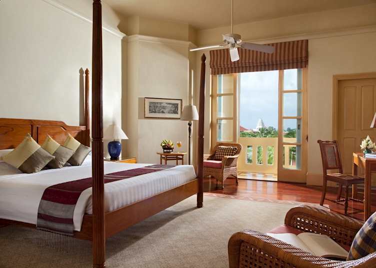 Landmark Room