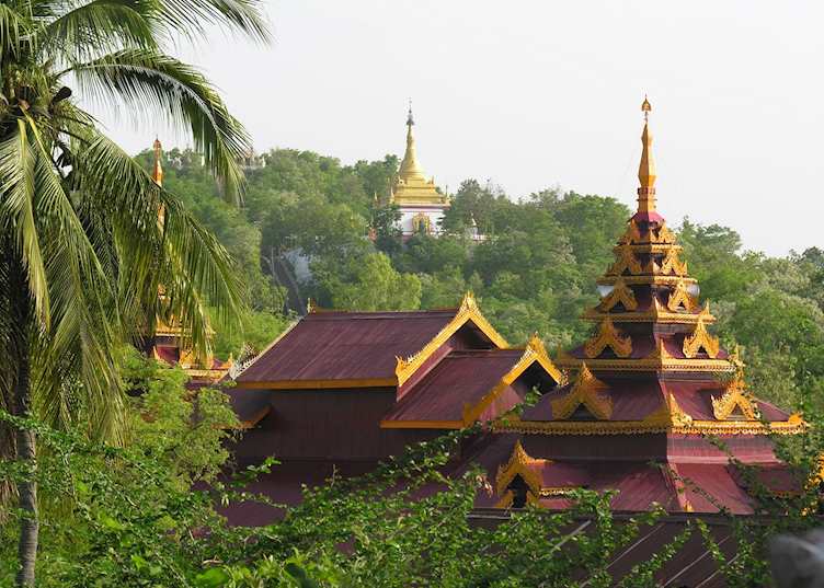 Po Win Hill Temple roof
