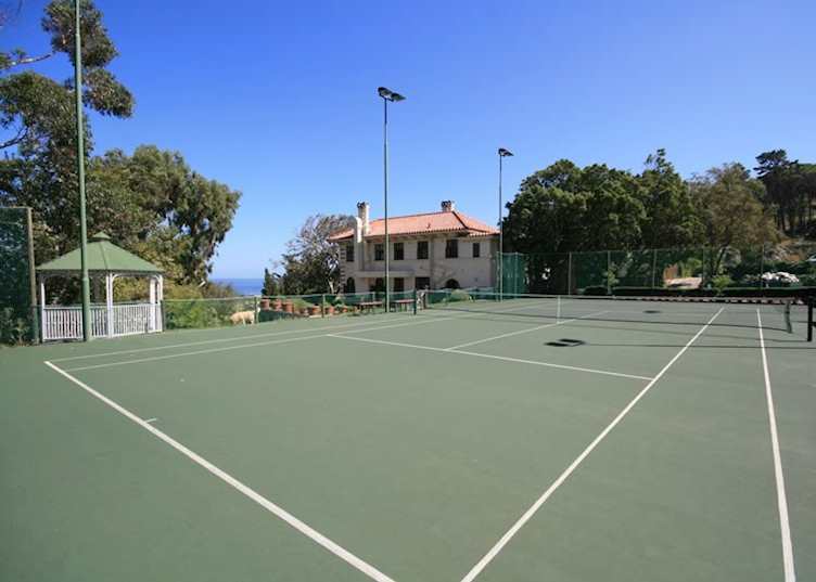 Tennis court, Camps Bay Retreat