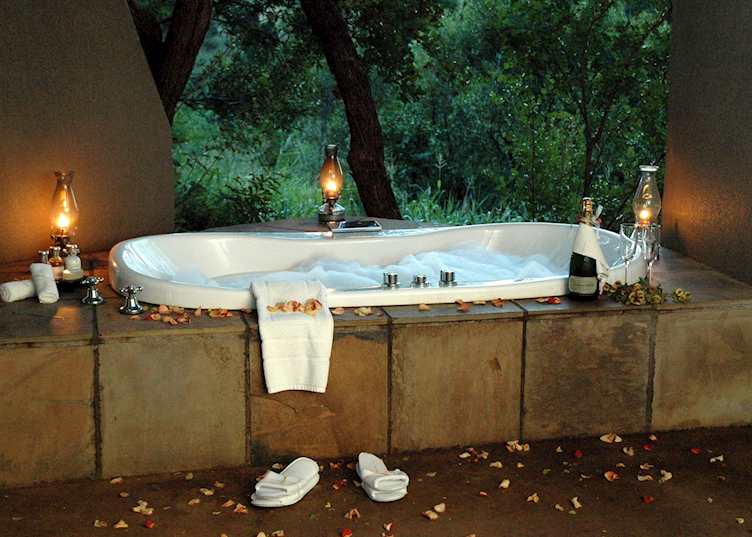 Lorenzo Marques Honeymoon Suite, Sabi Sabi Selati Lodge, The Sabi Sand Wildtuin