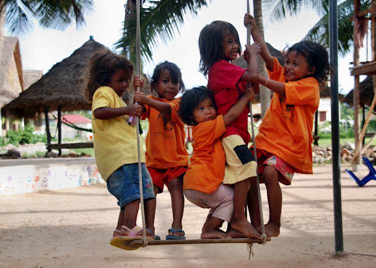Children at the Green Gecko orphanage, supported by Shinta Mani