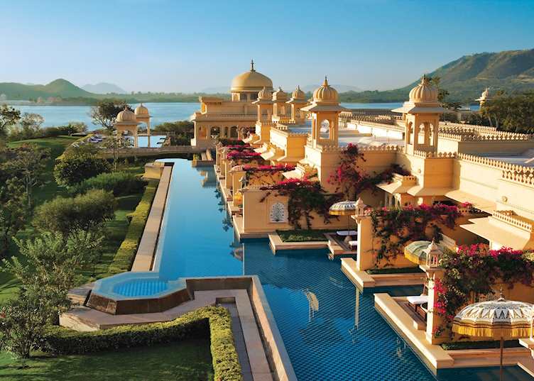 Shared pool of the Premier Lake View Rooms, The Oberoi UdaiVilas, Udaipur