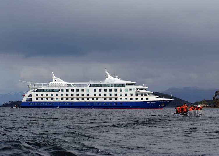 MV Stella Australis
