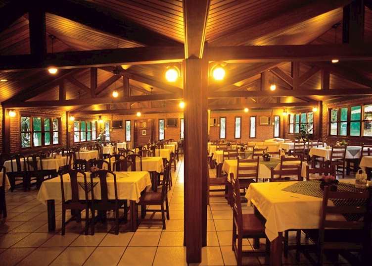 Restaurant at Hotel Porto Jofre