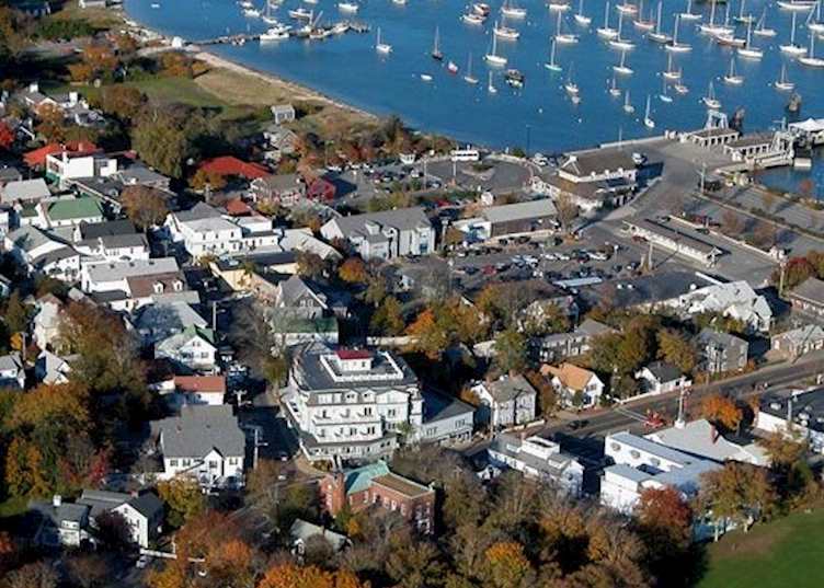 Harbour, Mansion House, Martha's Vineyard