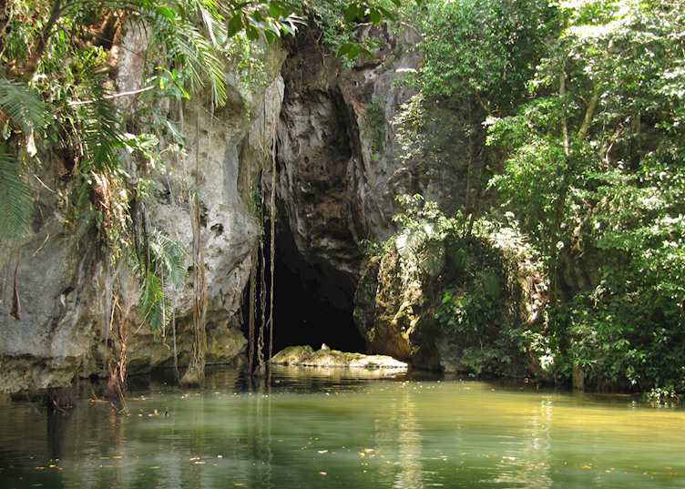 Barton Creek cave excursion
