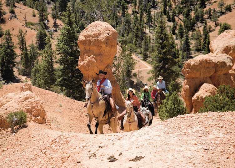 Horse riding, Bryce Canyon National Park