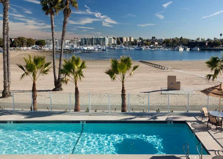 Pool area at Jamaica Bay Inn, Los Angeles