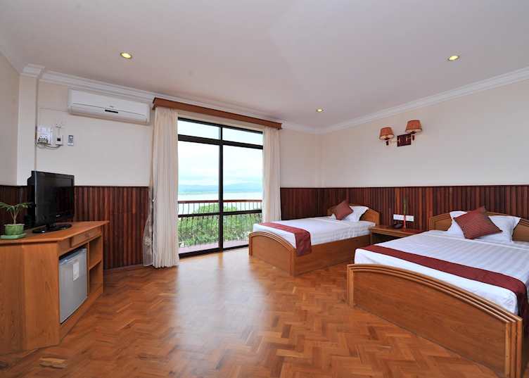 Deluxe, Ayeyarwady River View Hotel, Mandalay