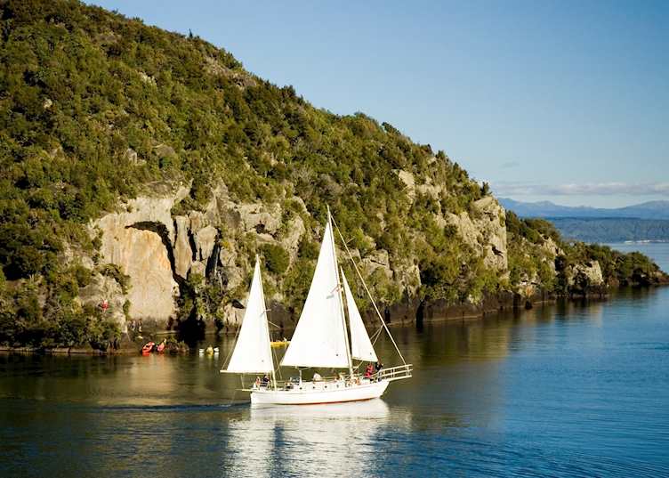 Sailing and kayaking at Lake Taupo's Maori rock carvings