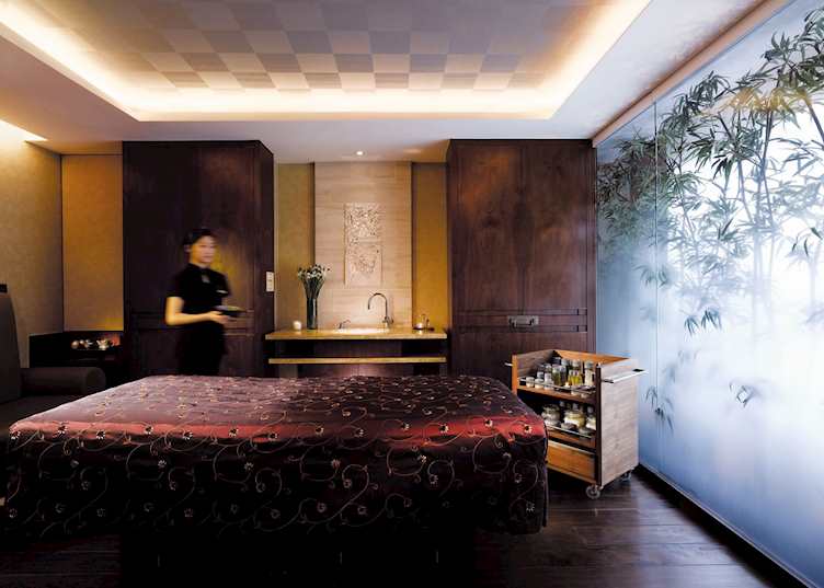 Spa Treatment Room, Peninsula