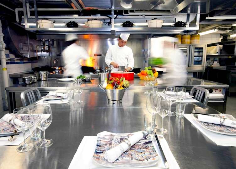 Spring Moon's Chef's Table, Peninsula
