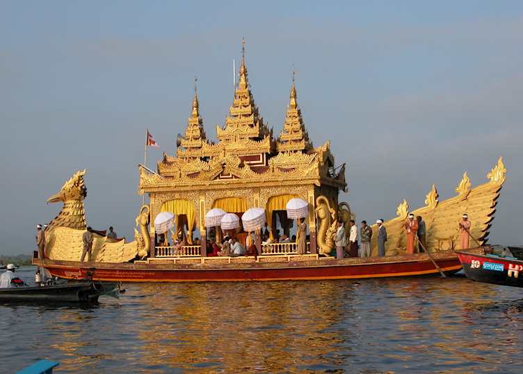 Phaung Daw Oo Pagoda Festival