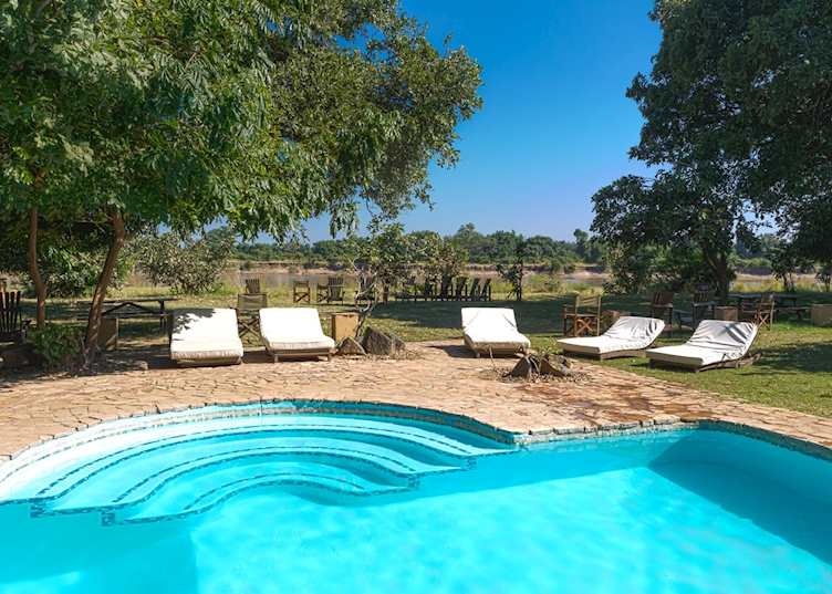 Flatdogs Camp, South Luangwa National Park