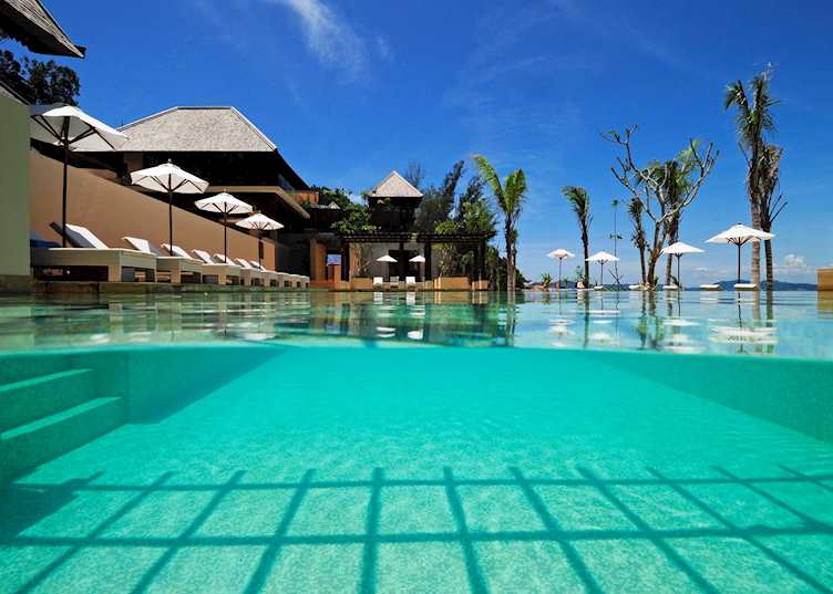 Swimming pool, Gaya Island Resort