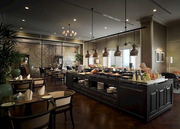 Eastern & Oriental Hotel, Planters Lounge