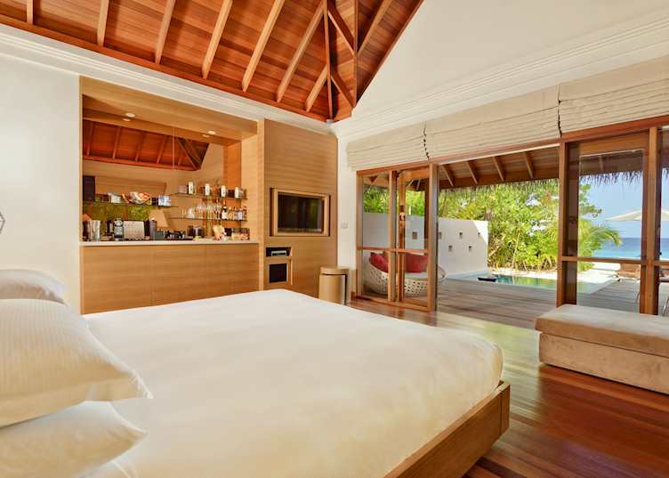 Deluxe Beach Pool Villa, Huvafen Fushi, Maldive Island
