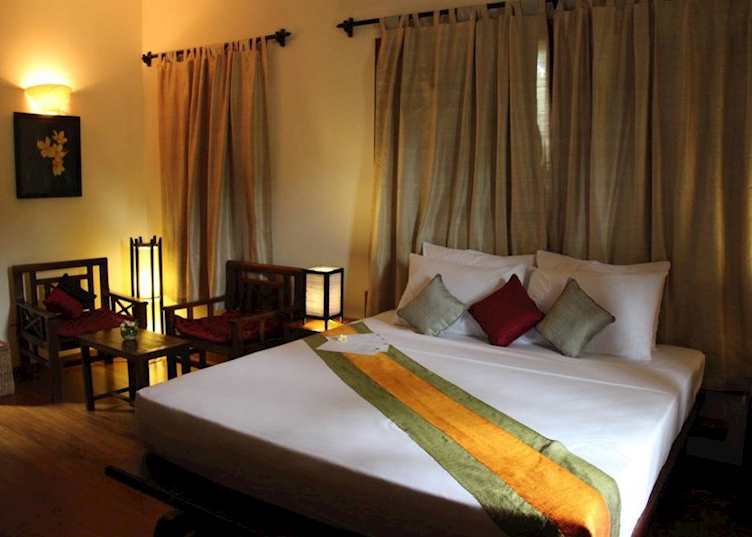 Frangipani Room, Maison Wat Kor