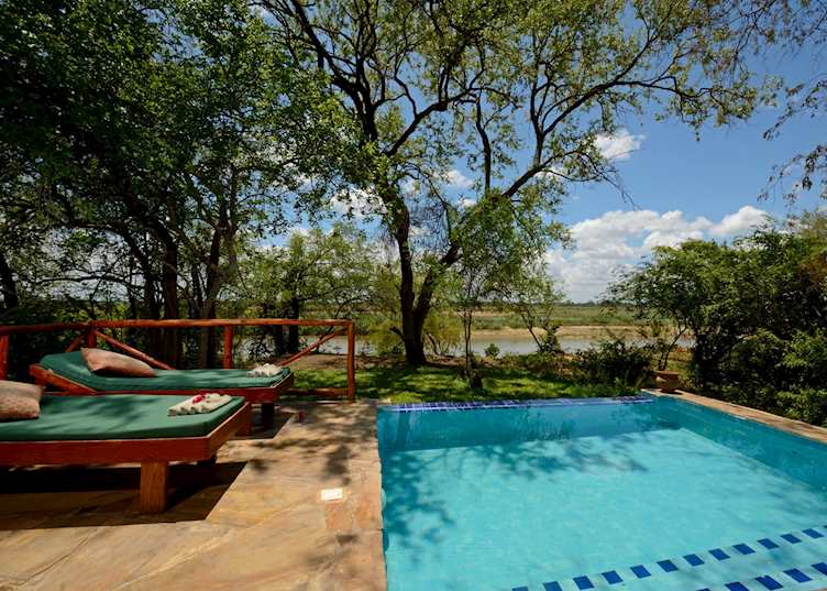 Deluxe tent at Selous Kulinda