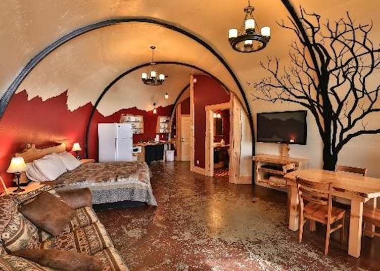 The Bear's Den, Kenai Peninsula Suites, Homer
