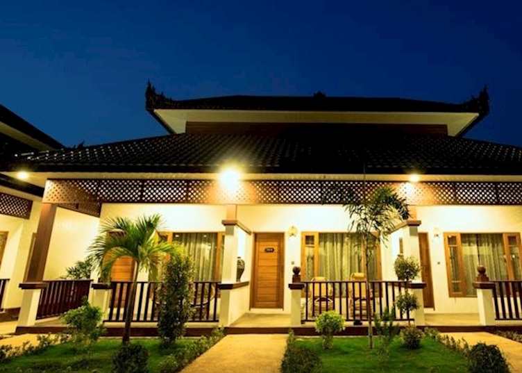Villa, Yadanarpon Dynasty Hotel, Mandalay