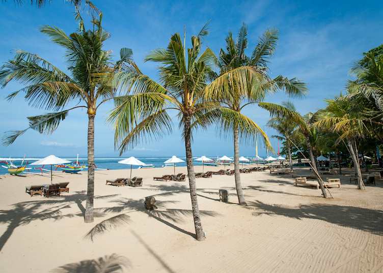 Early morning at the beach, Tandjung Sari, Sanur