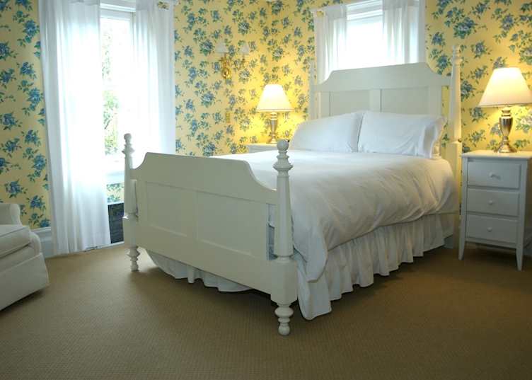 Sandwich, The Belfry Inn and Bistro